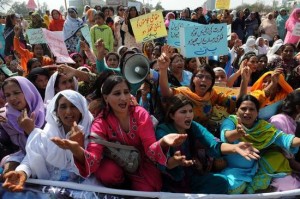 aa-India-women-protesting
